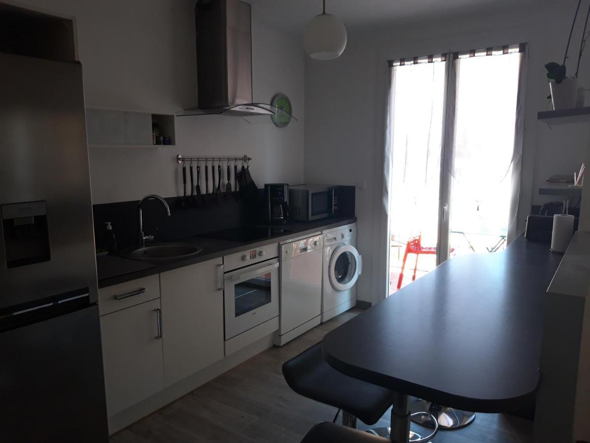 La Maison De 3 *